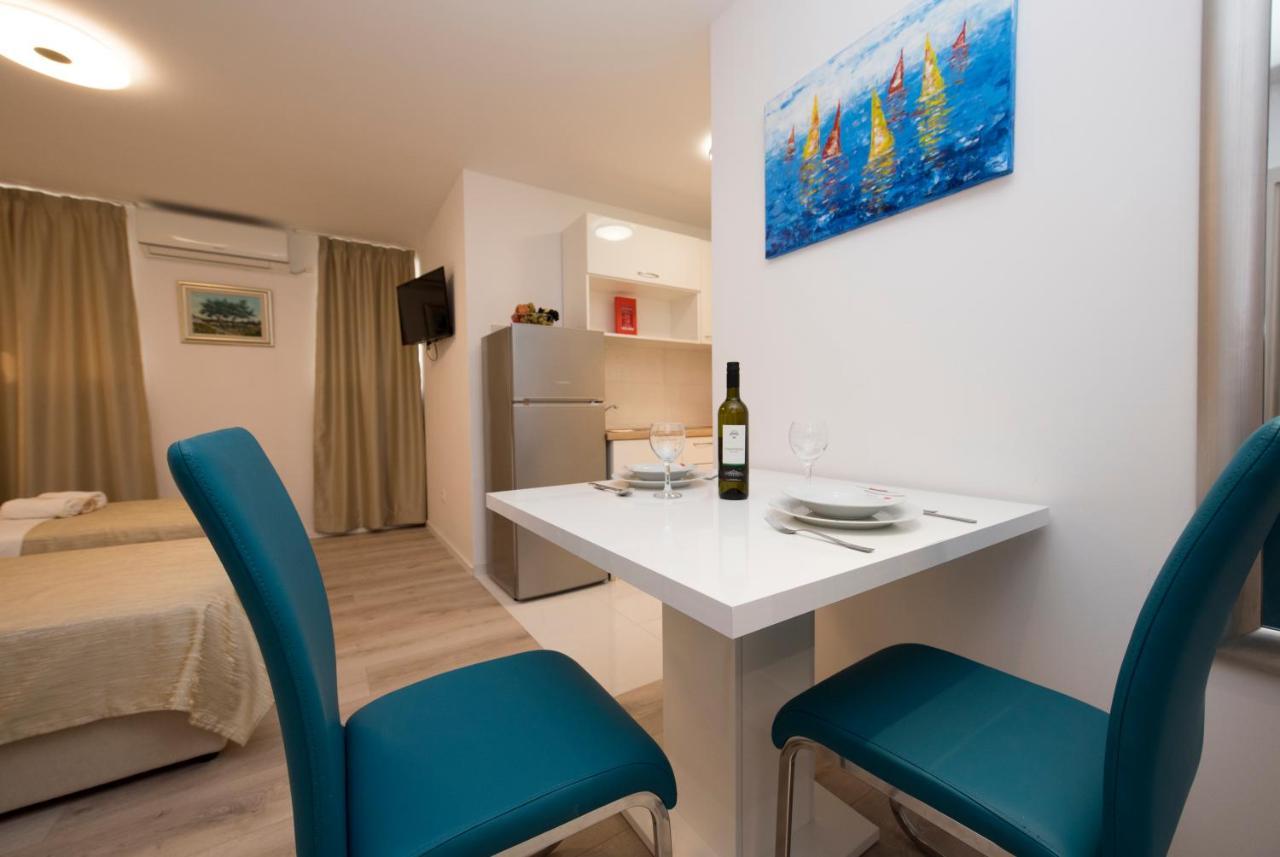 Apartments Maraton Split Extérieur photo