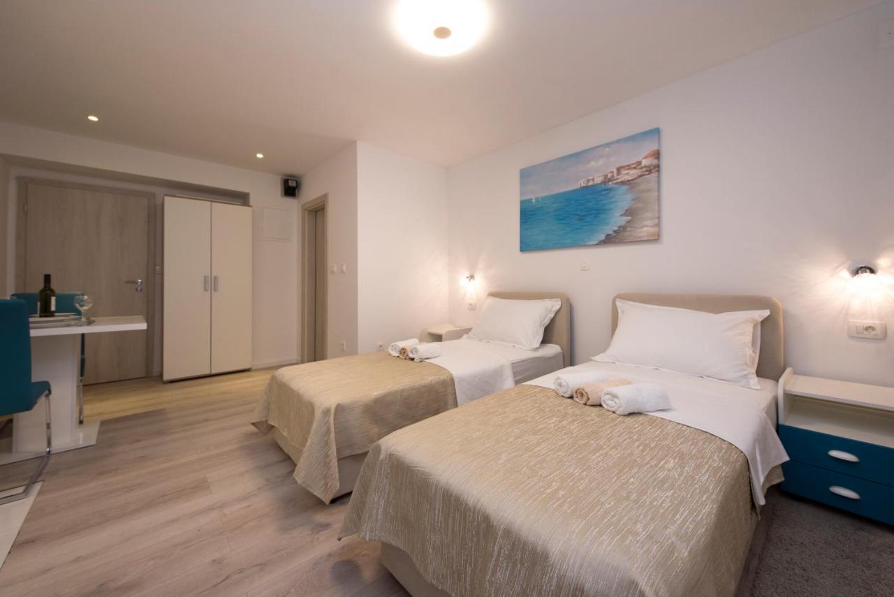 Apartments Maraton Split Extérieur photo