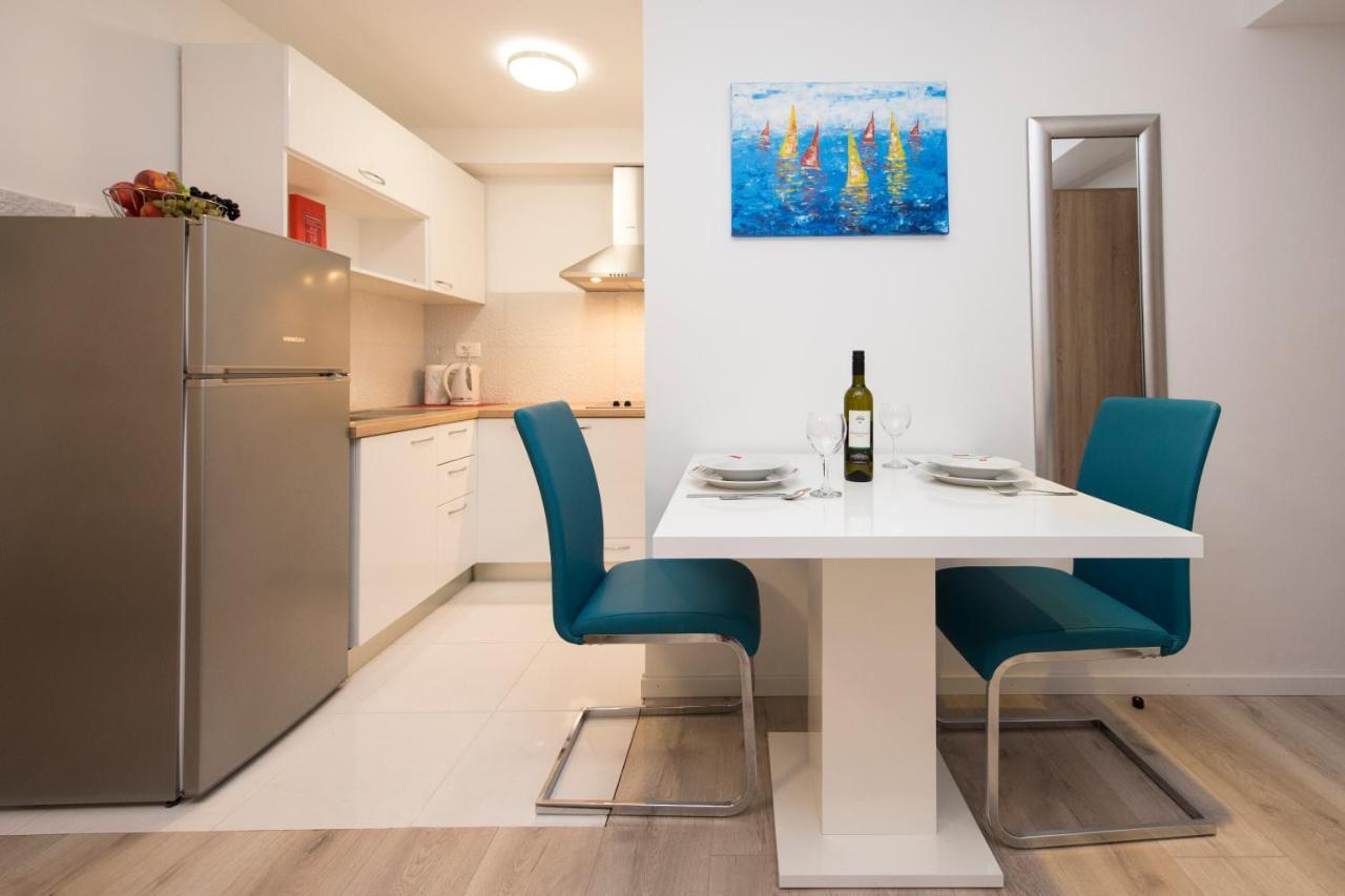 Apartments Maraton Split Extérieur photo